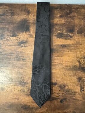 Men's Black Paisley Tie - Classic Formal Accessory
